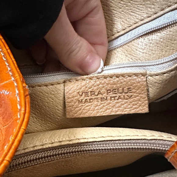 Vera Pelle Orange Crocodile-Embossed Shoulder Bag - Picture 2 of 5